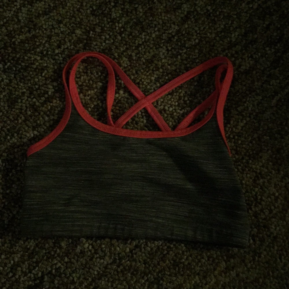 Sports bra